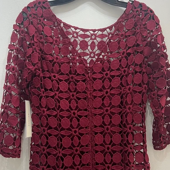 Kay Unger Deep Red Lace 3/4 length Sleeve long Dress